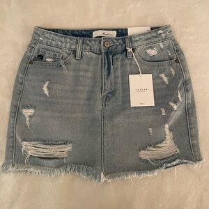 NWT KanCan Distressed Light Wash Mini Skirt Size Medium